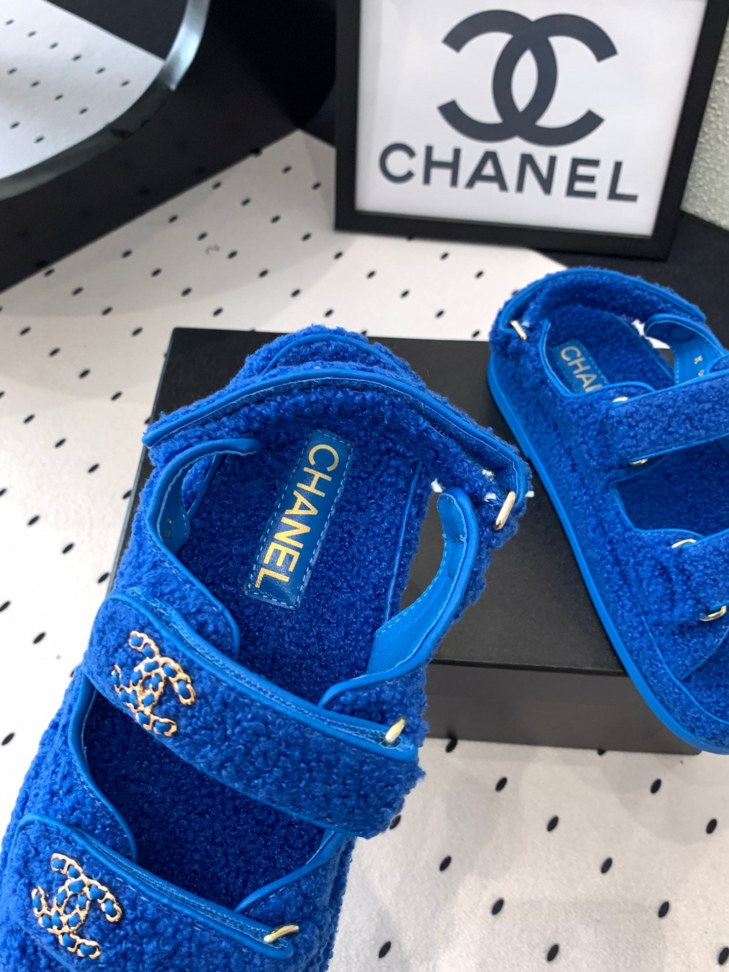 CC DAD SANDAL AZURE BLUE LAMB FUR