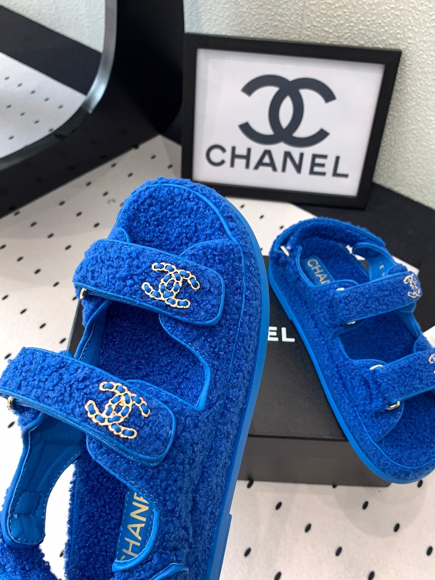 CC DAD SANDAL AZURE BLUE LAMB FUR