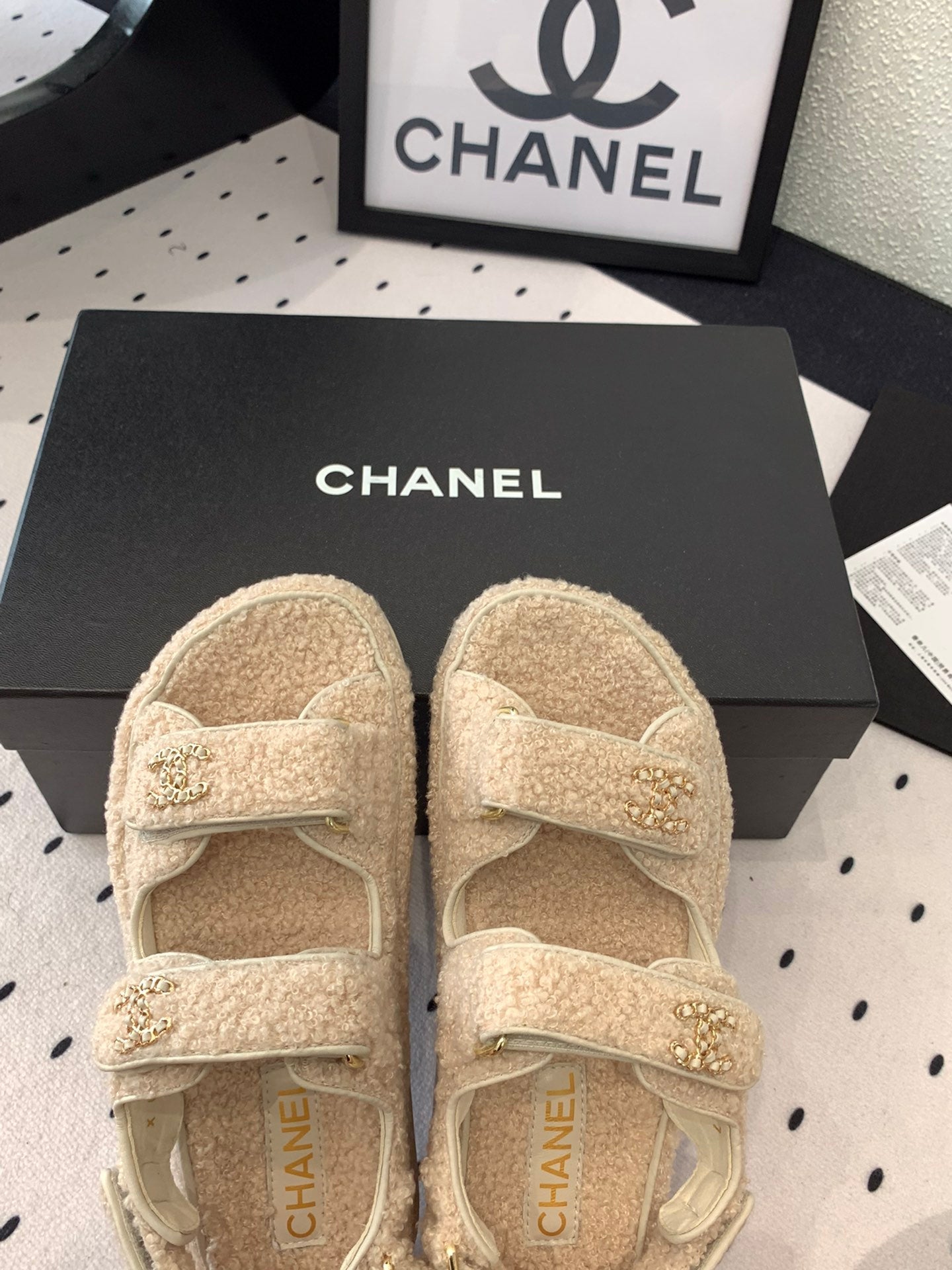 CC DAD SANDAL ECRU BEIGE LAMB FUR