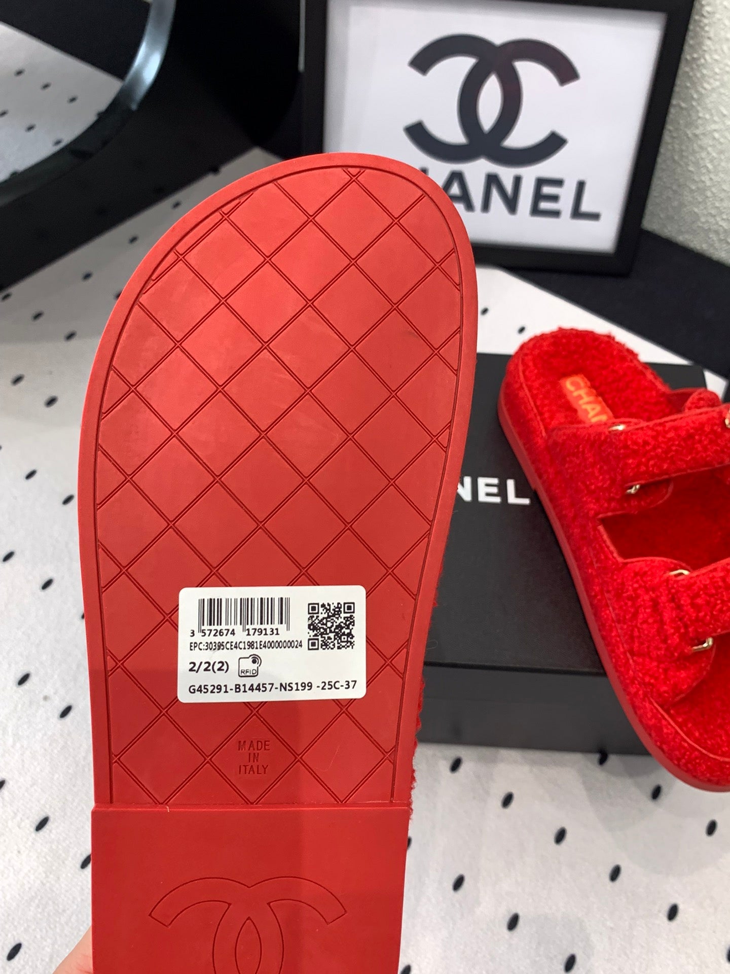 CC DAD SANDAL MULE IN CRIMSON RED LAMB FUR