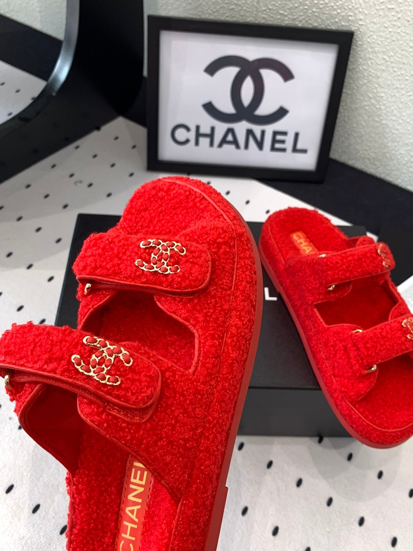 CC DAD SANDAL MULE IN CRIMSON RED LAMB FUR