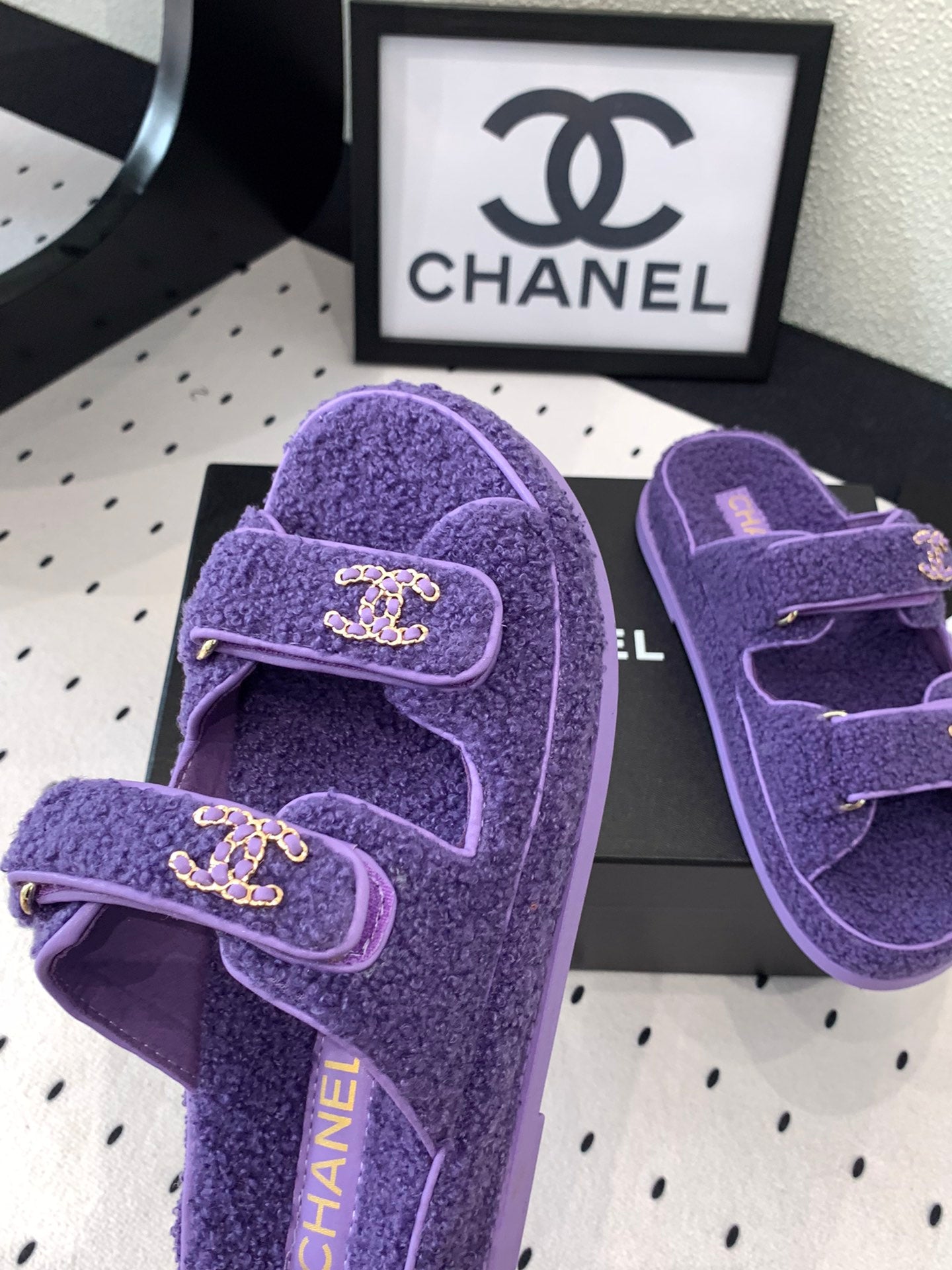 CC DAD SANDAL MULE IN PLUM PURPLE LAMB FUR