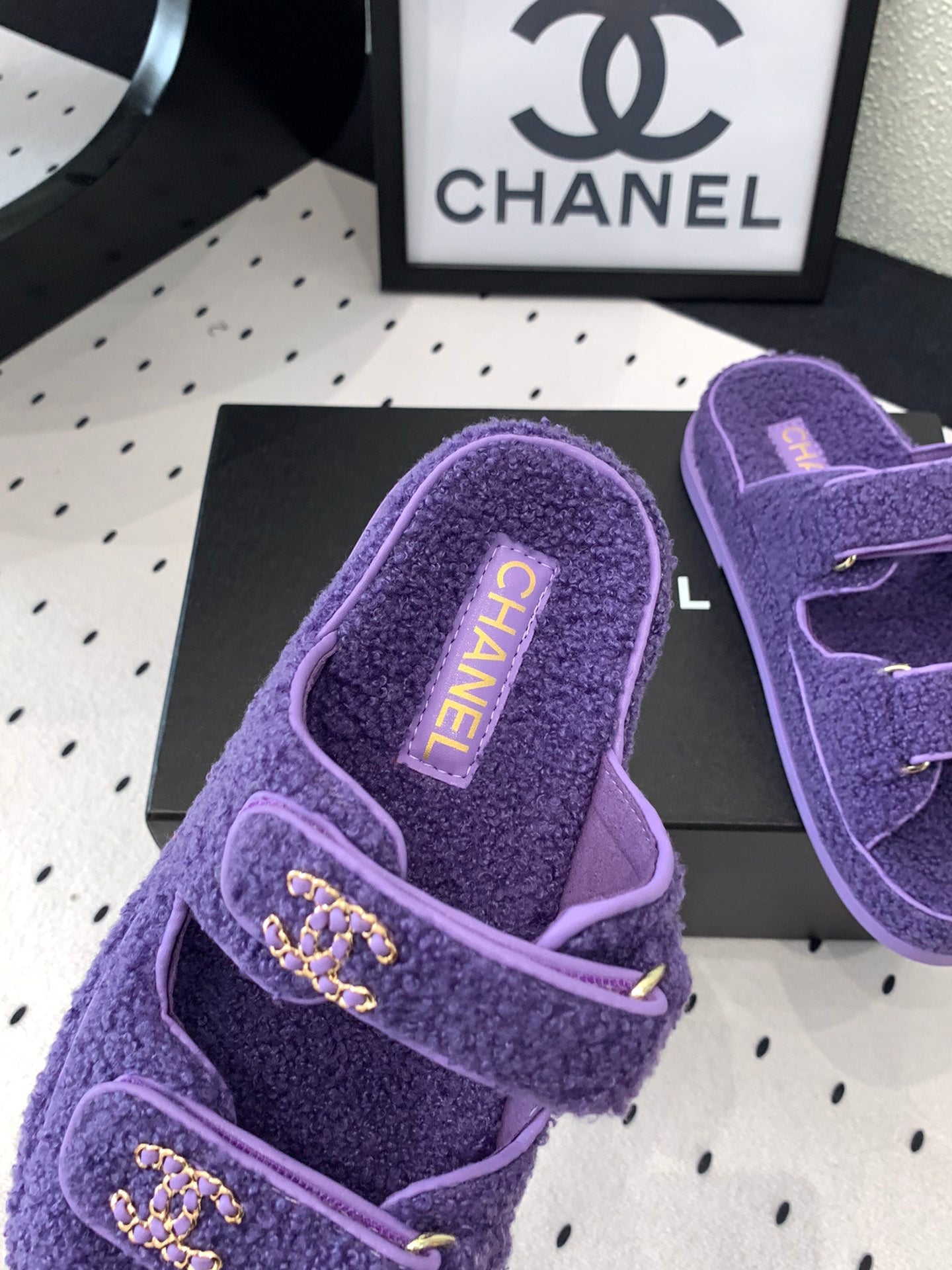 CC DAD SANDAL MULE IN PLUM PURPLE LAMB FUR