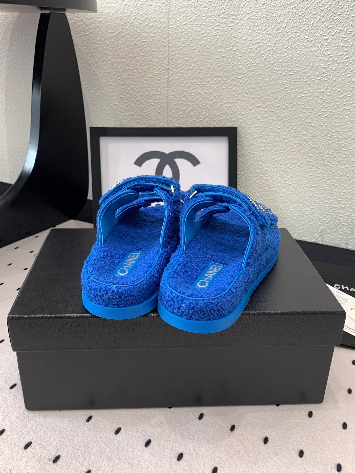 CC DAD SANDAL MULE IN AZURE BLUE LAMB FUR