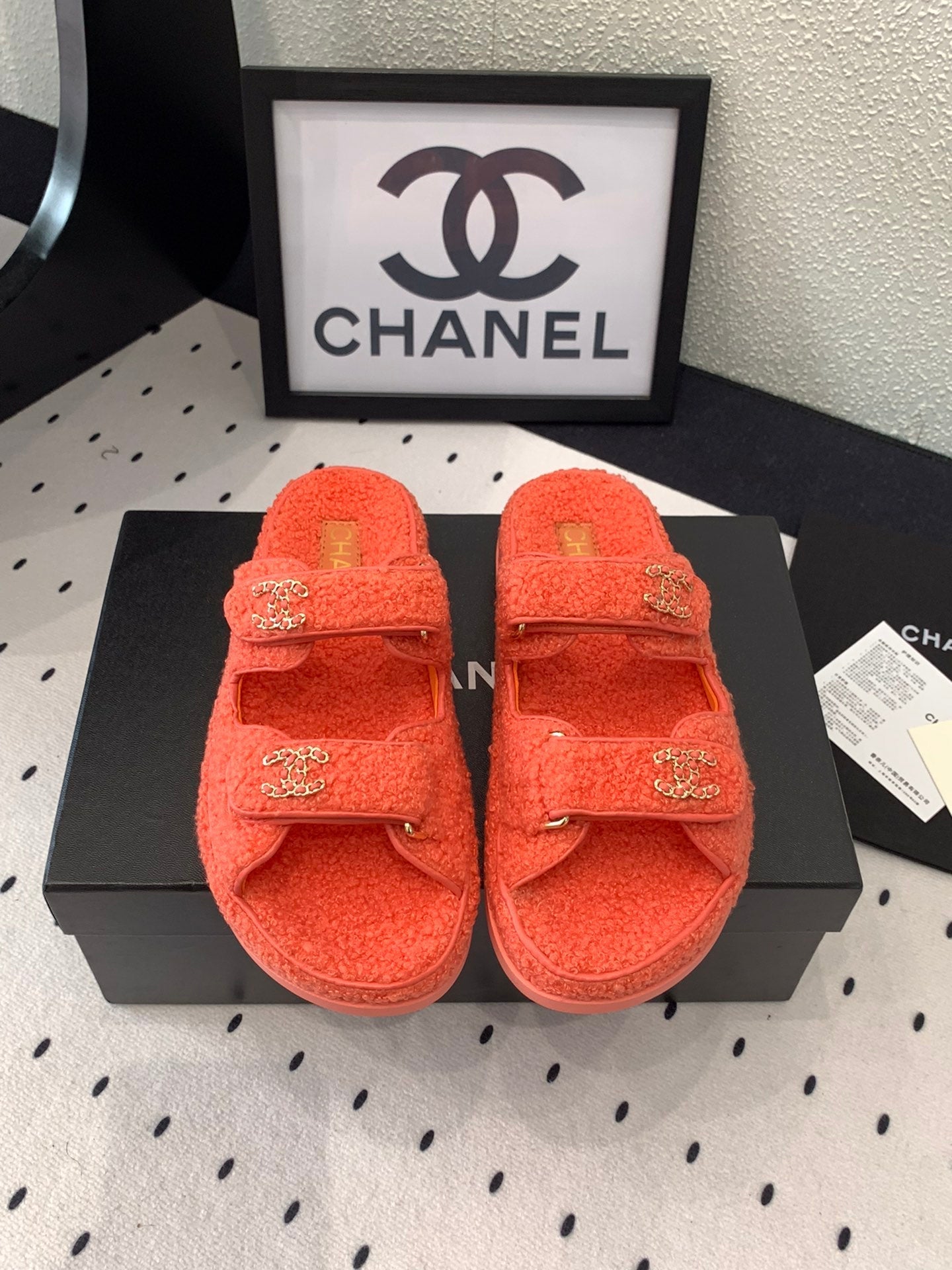 CC DAD SANDAL MULE IN RED ORANGE LAMB FUR