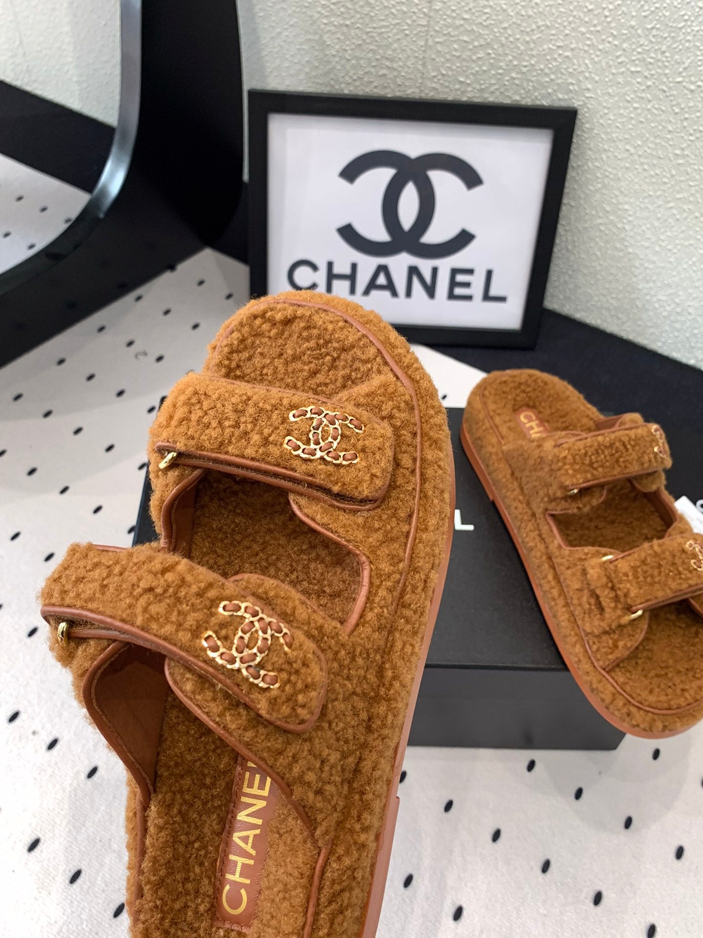 CC DAD SANDAL MULE IN BRONZE BROWN LAMB FUR