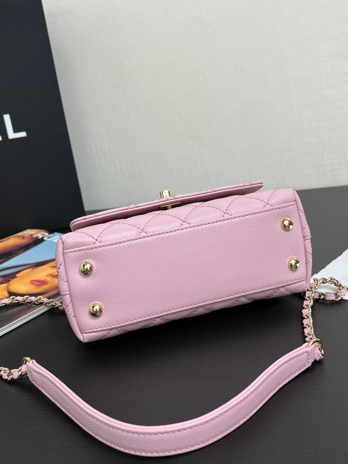 Coco Handle Flap Bag 19cm Pink Grained Calfskin Gold Hardware