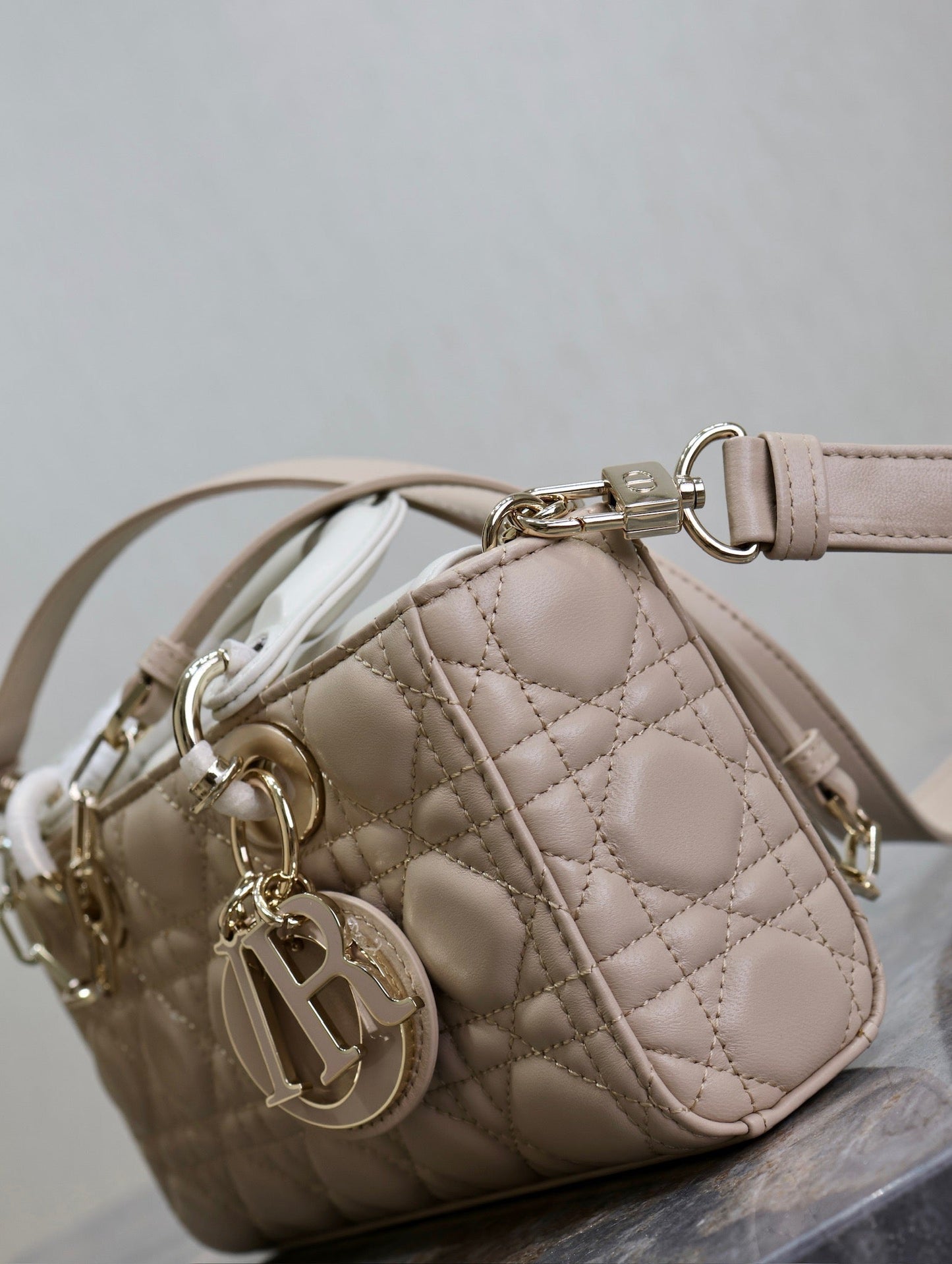 Lady D-Joy Bag 22 Beige White Lambskin