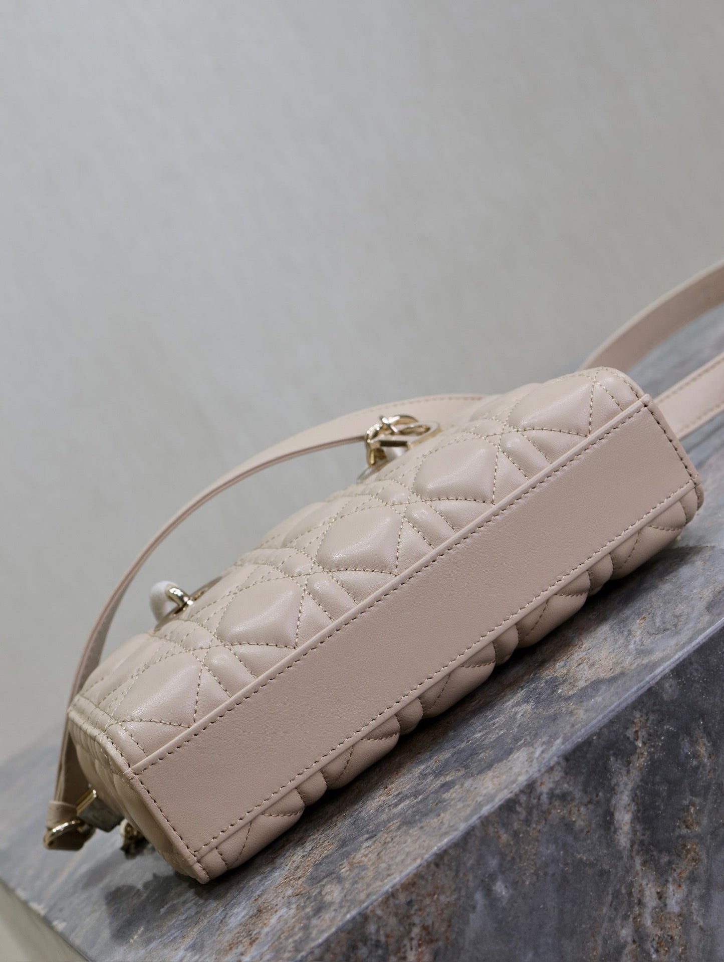 Lady D-Joy Bag 22 Beige White Lambskin