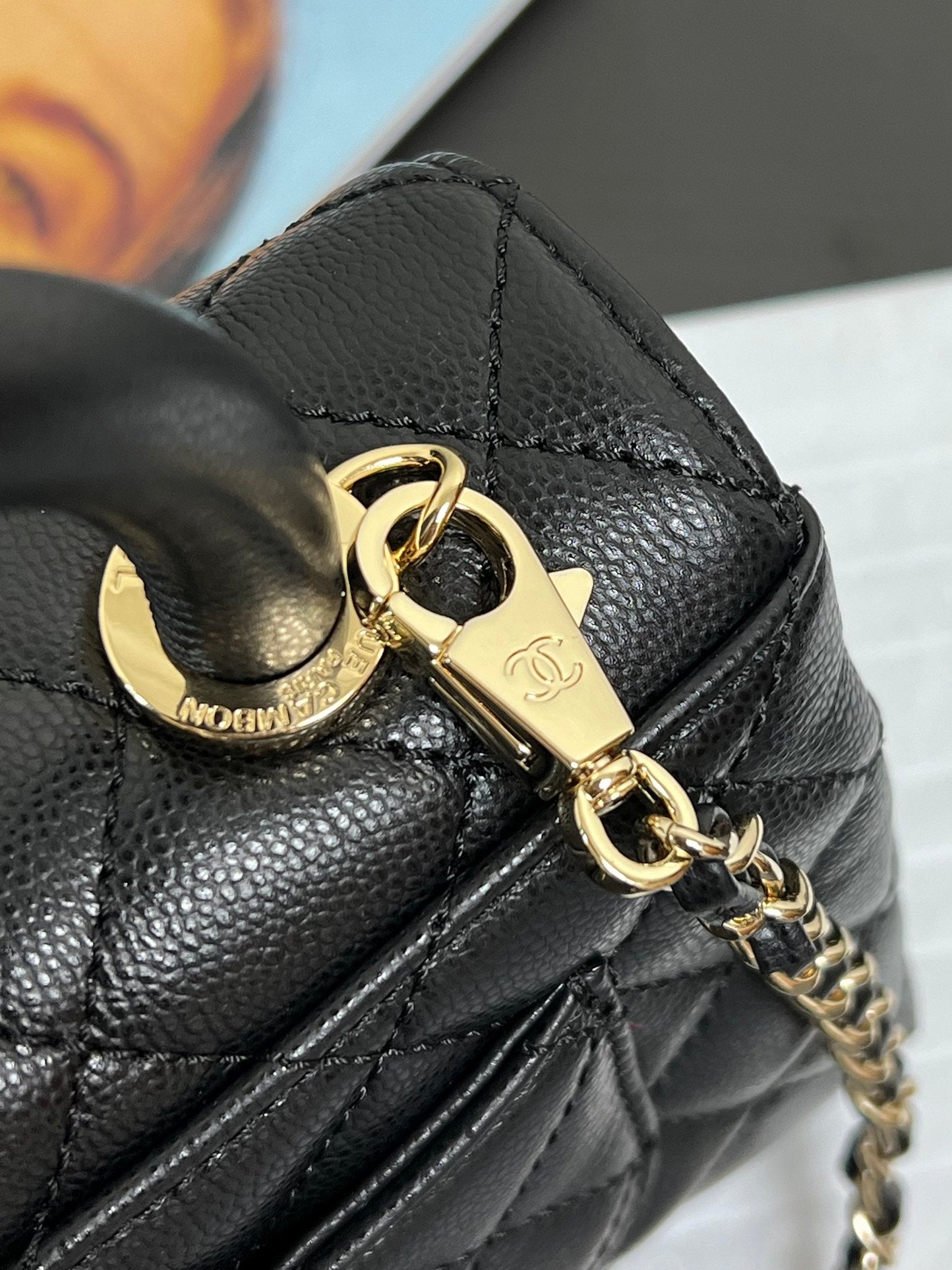 Coco Handle Flap Bag 19cm Black Grained Calfskin Gold Hardware