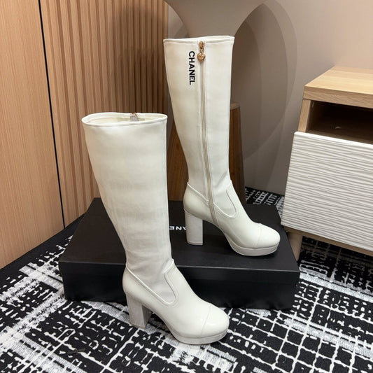 CC High Boots 90mm White Lambskin