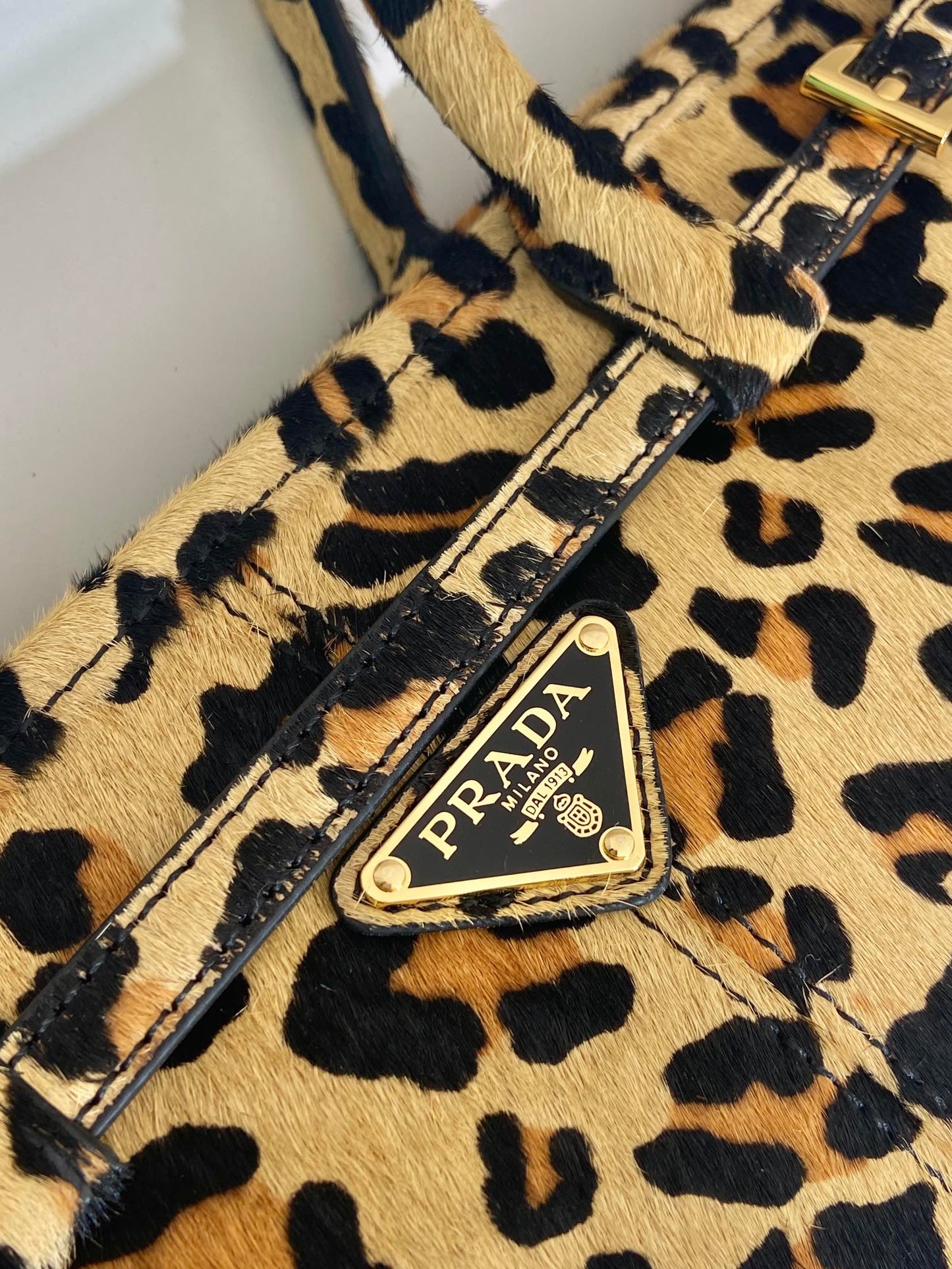 TOP HANDLE BAG 32 IN LEOPARD PRINT LEATHER