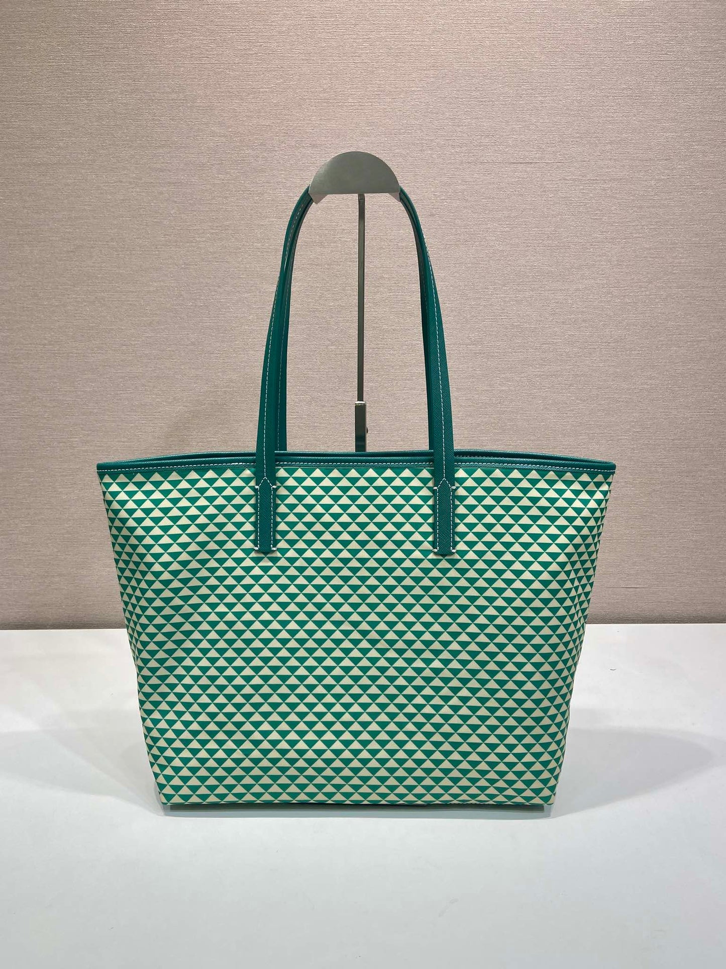 TOTE BAG 33 IN FOREST GREEN MIX CREAM TRIANGLE PATTERN EMBROIDERED FABRIC