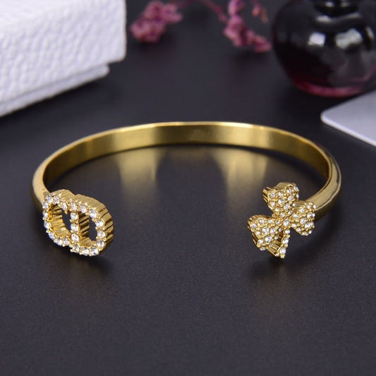 CD CLOVER CUFF BRACELET GOLD DIAMOND