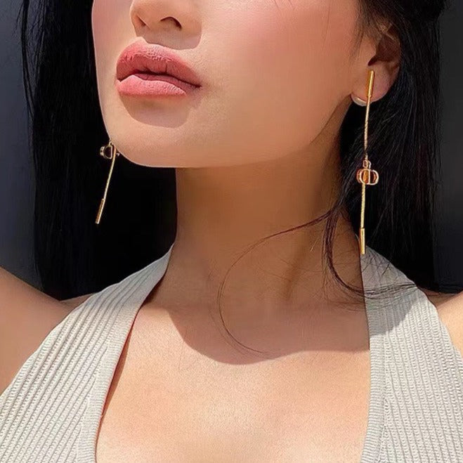 CD DROP MOP GOLD EARRINGS