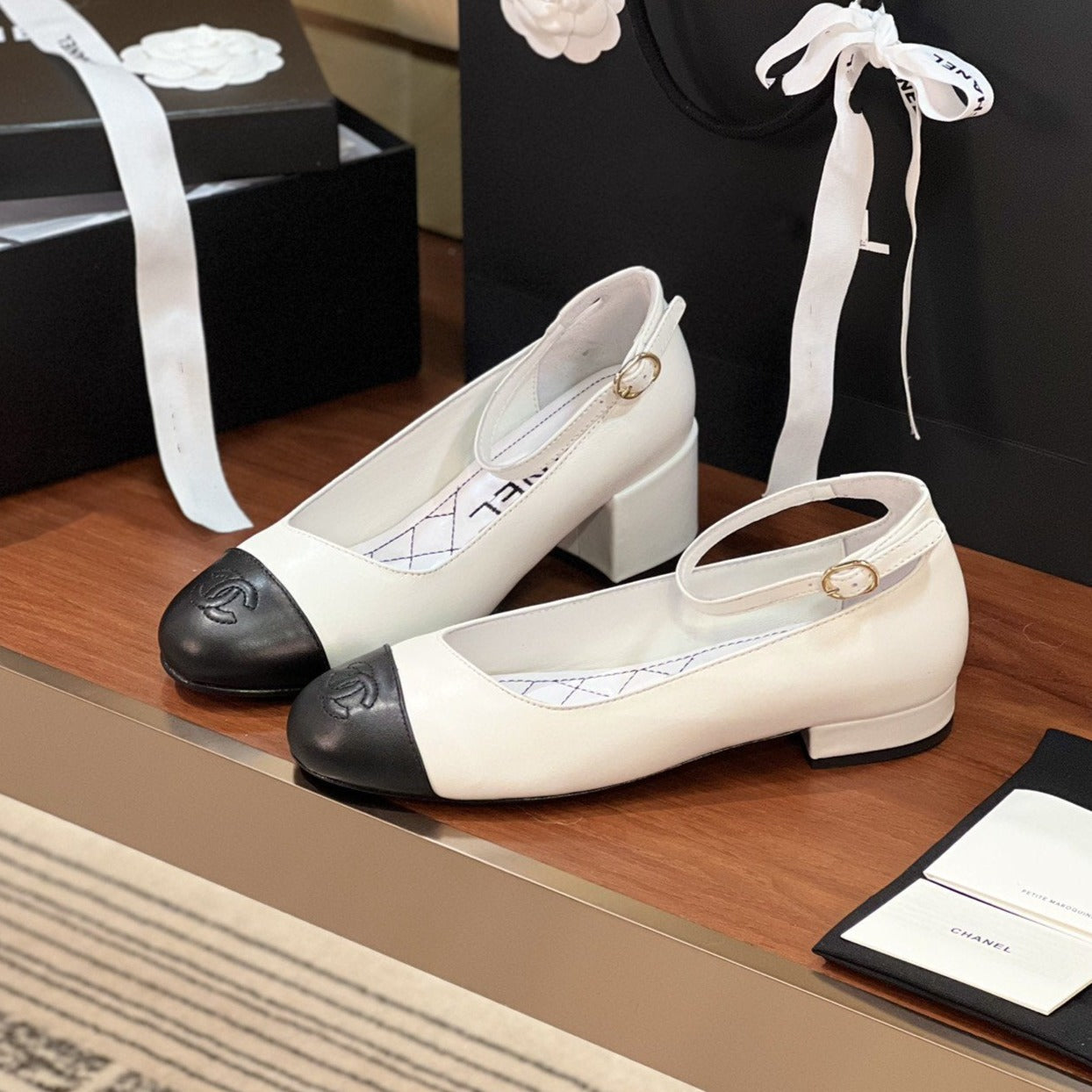 slingbacks white black lambskin