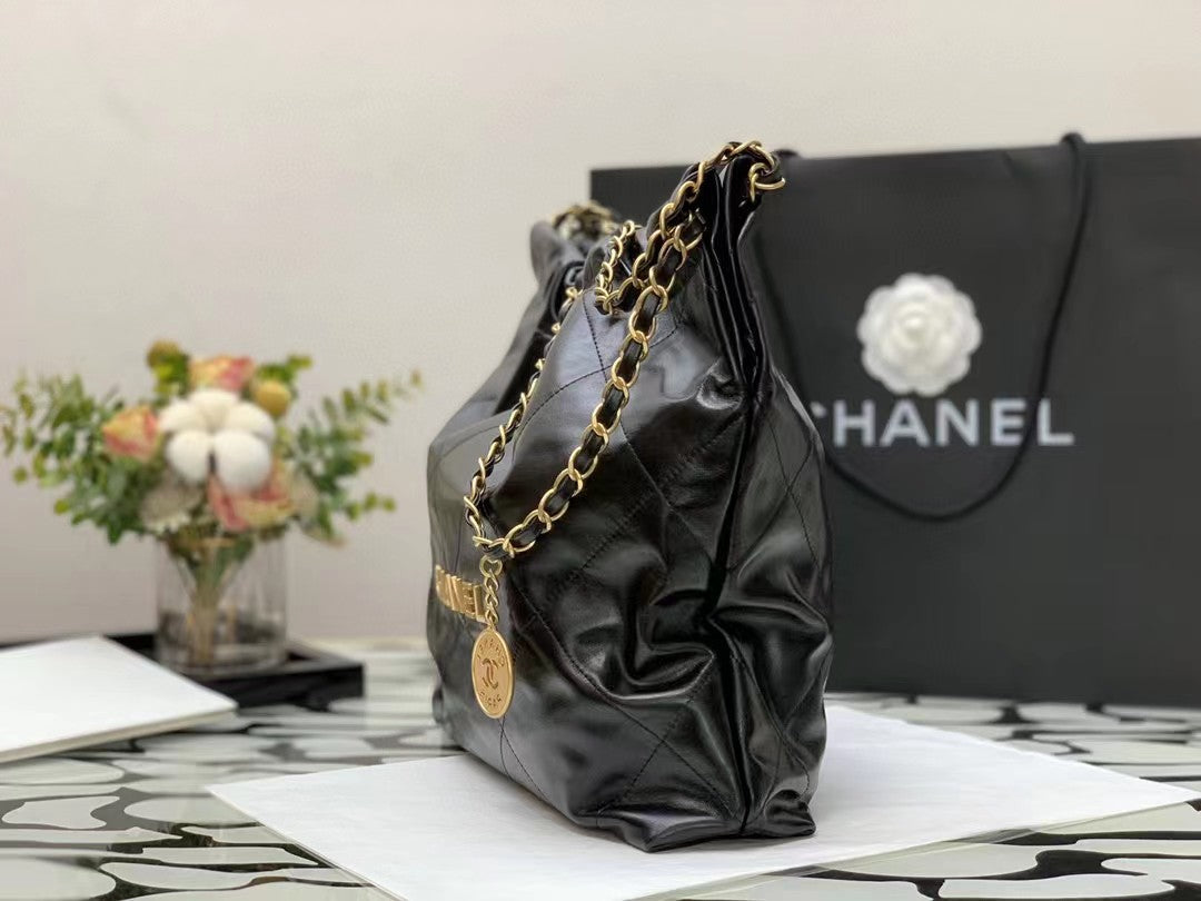 CC HOBO BAG 22 BLACK LAMBSKIN GOLD HARDWARE