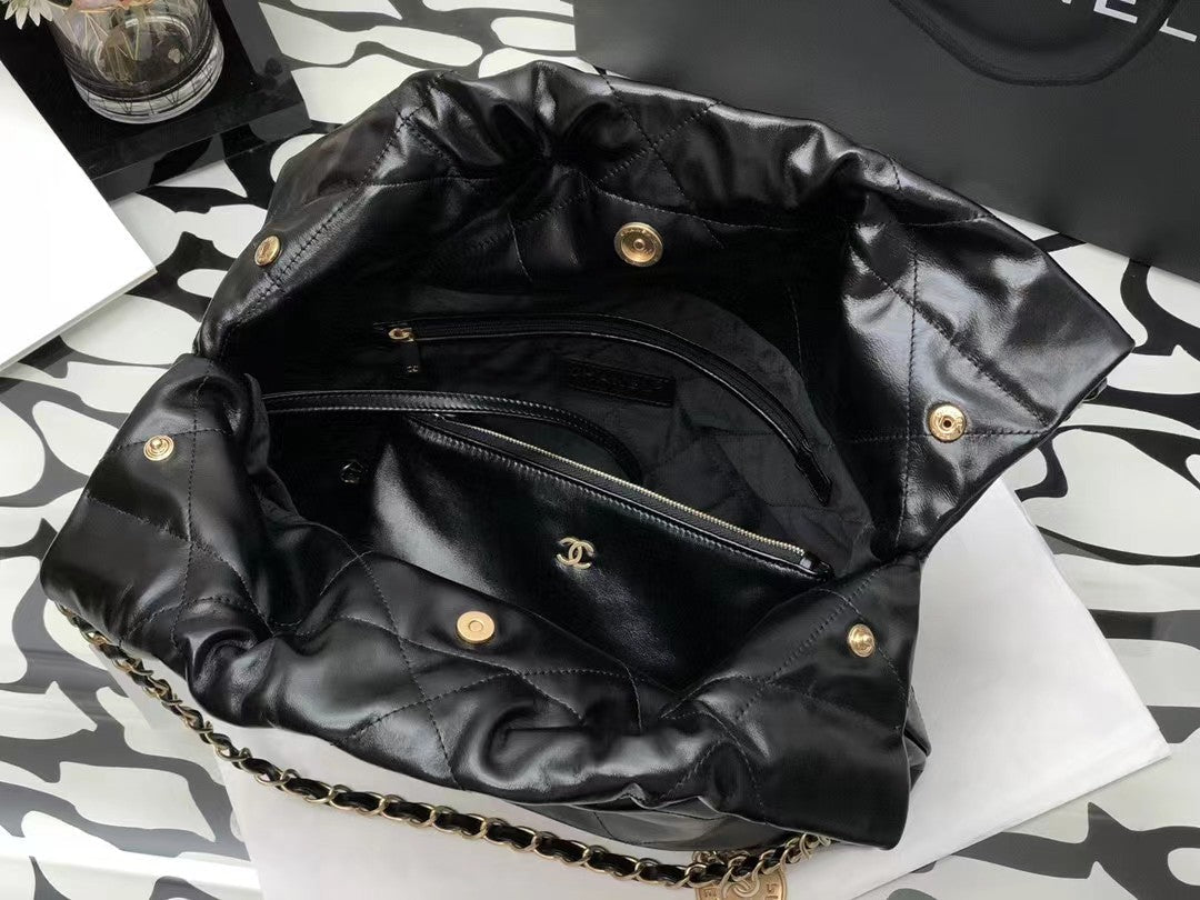 CC HOBO BAG 22 BLACK LAMBSKIN GOLD HARDWARE