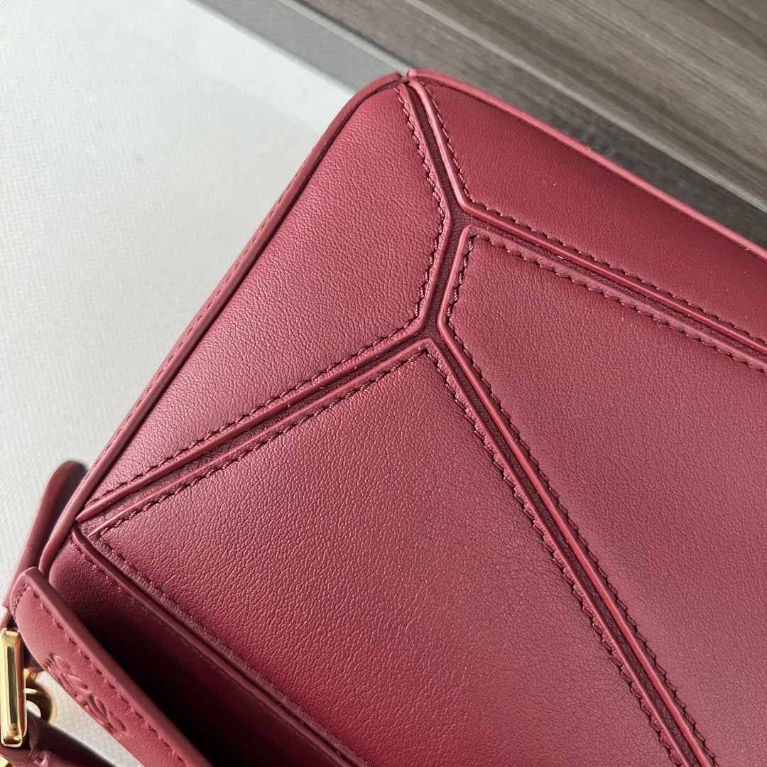 SMALL PUZZLE 24CM DARK BURGUNDY CALFSKIN