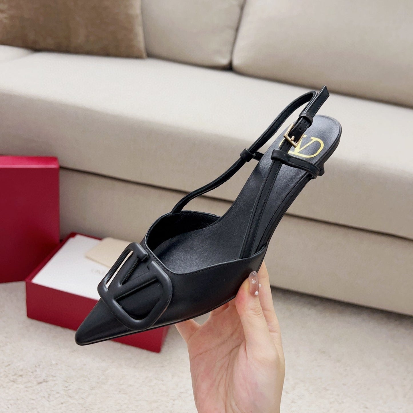 Valentin Vlogo Signature Slingback Black Calfskin