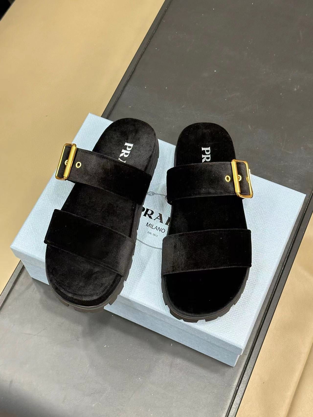 Pra Slides 10 Velvet Black