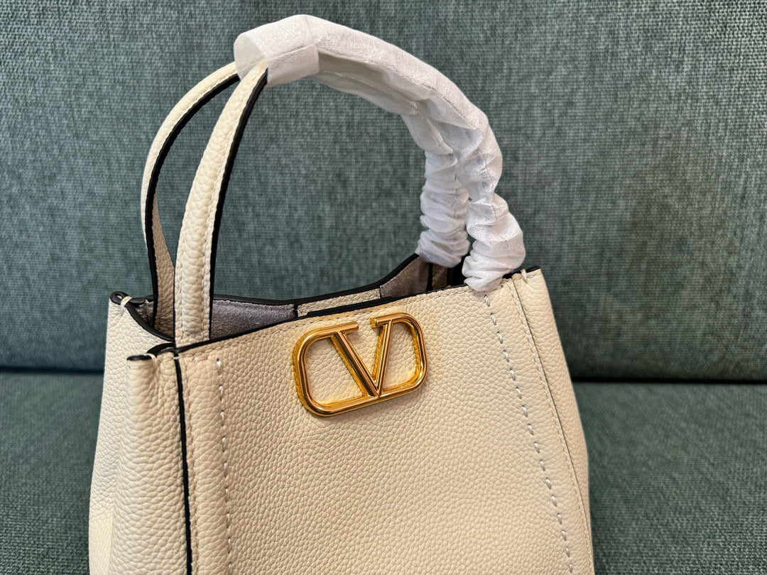 Valenti gravani alltime bag ivory grained calfskin