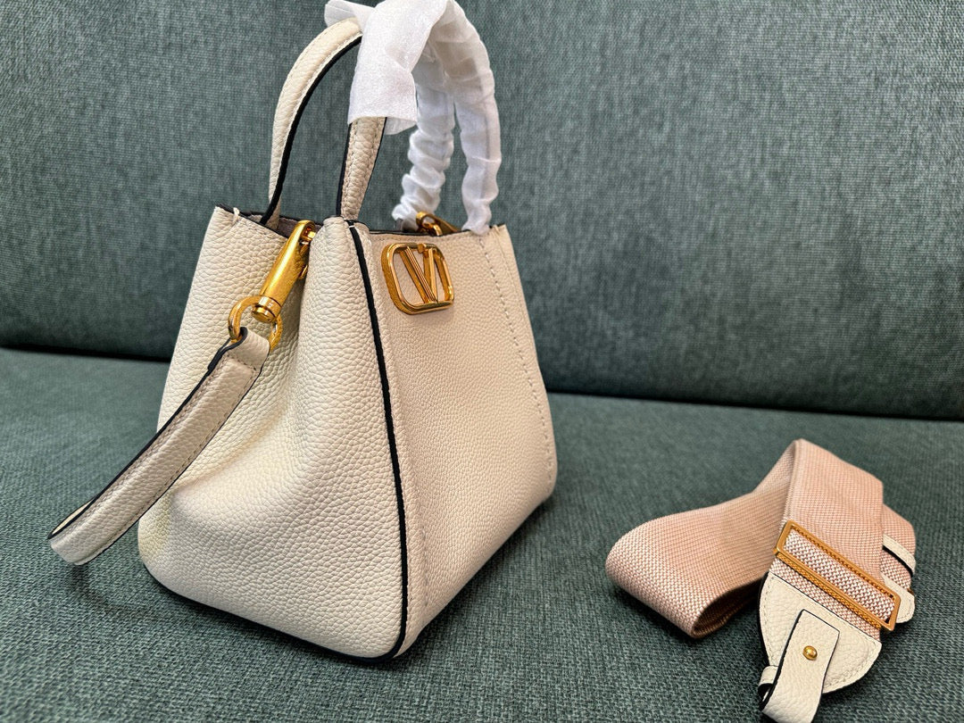 Valenti gravani alltime bag ivory grained calfskin