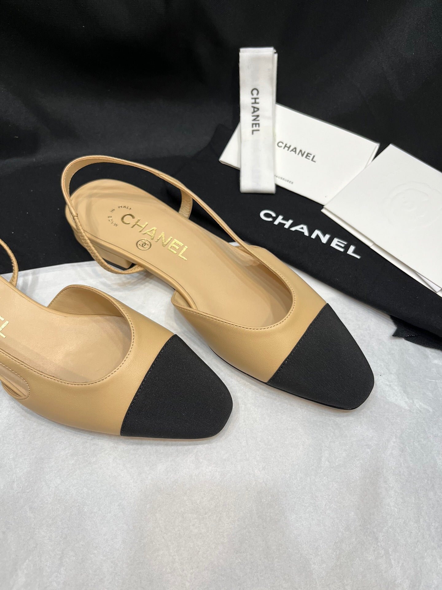 Slingback Flat Beige Lambskin Black Grosgrain