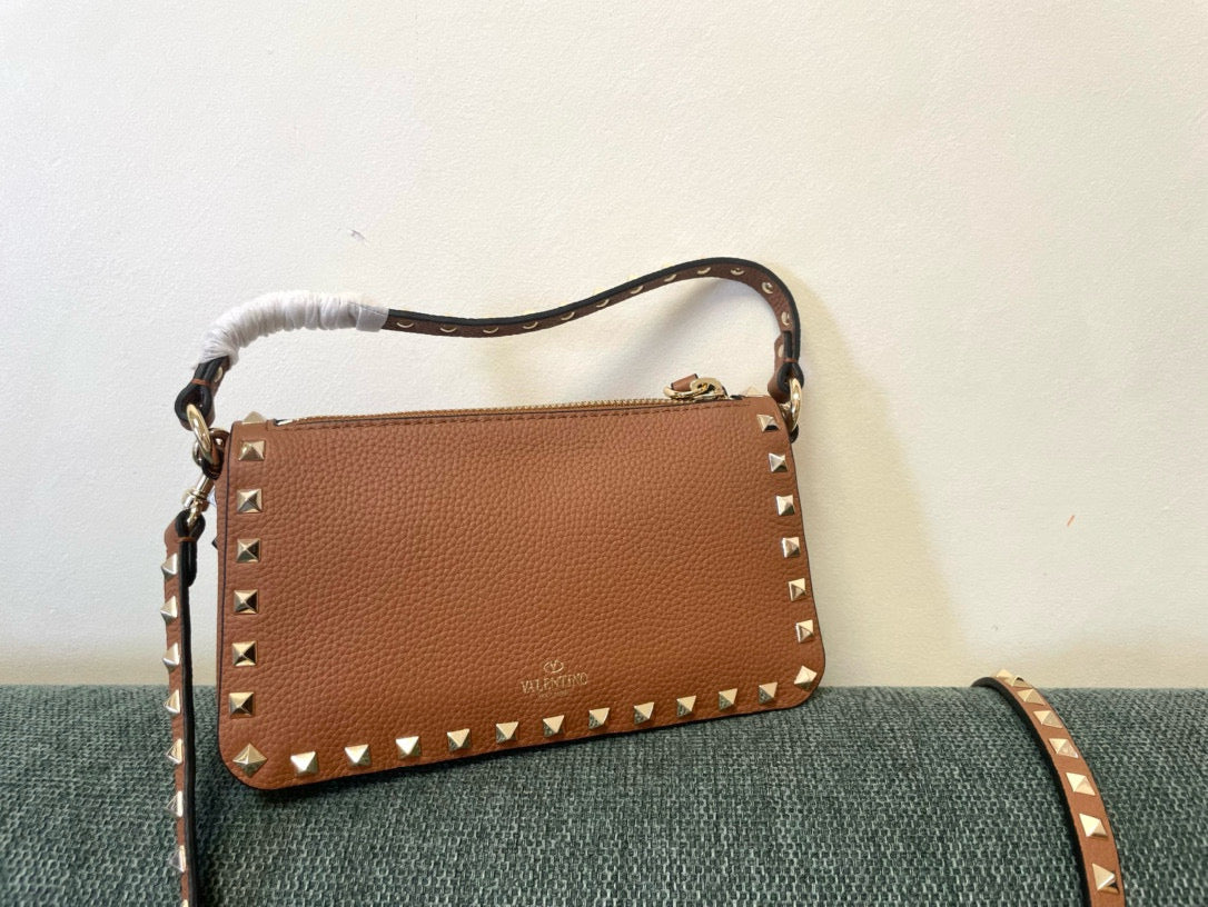 Small Rockstud Bag 19cm Brown Grainy Calfskin