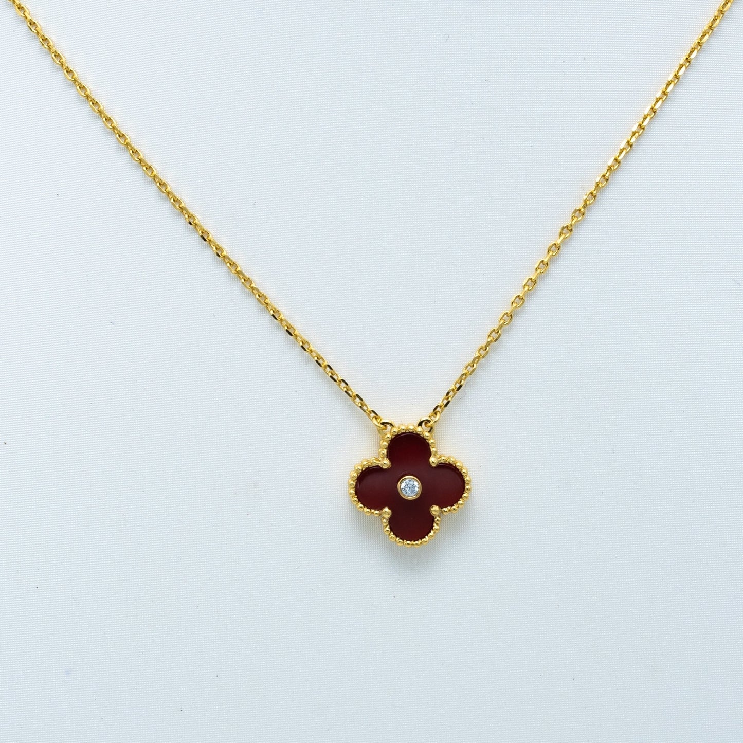 CLOVER NECKLACE GOLD DIAMOND CARNELIAN