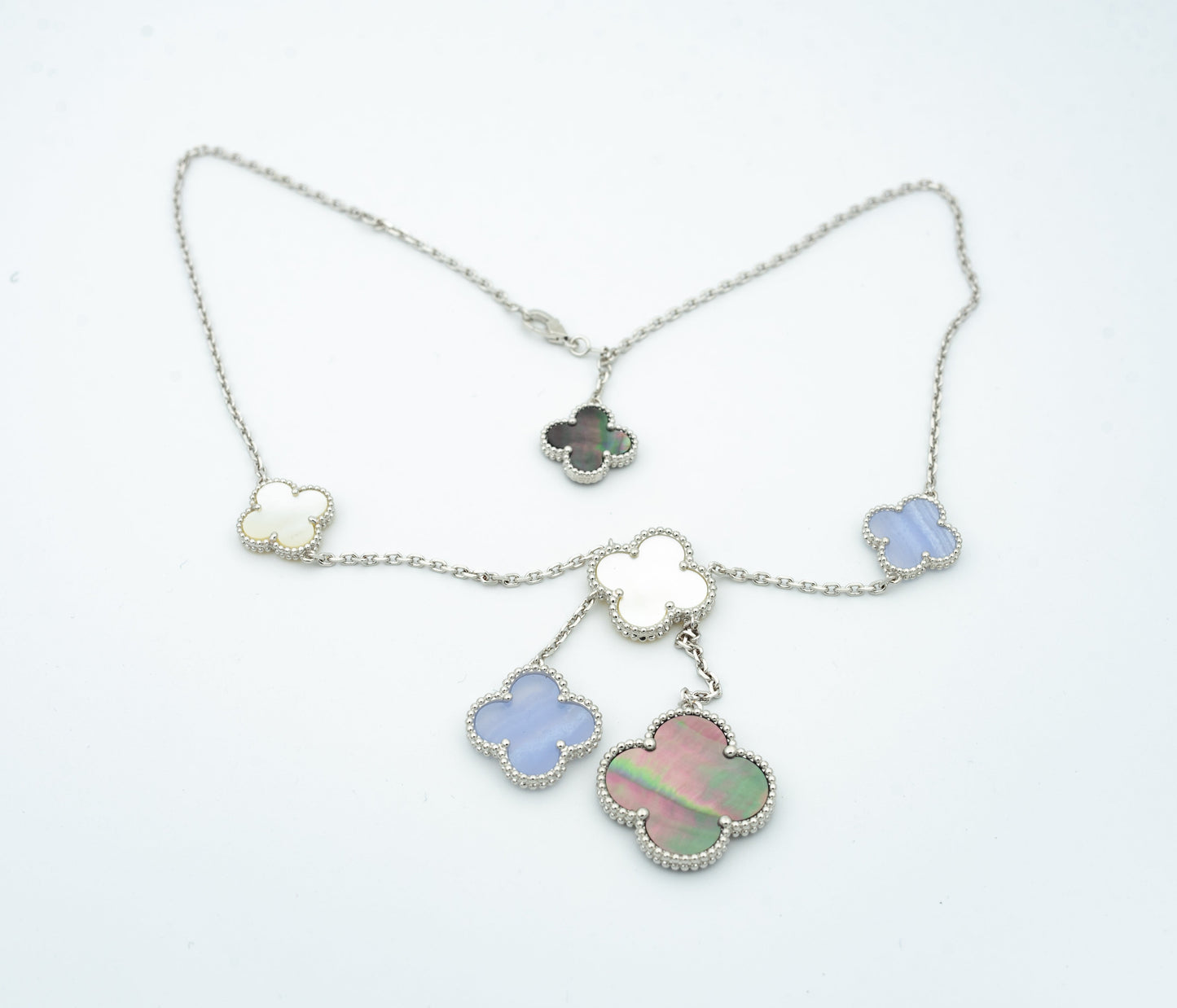 CLOVER MOP CHALCEDONY NECKLACE SILVER 6 MOTIF