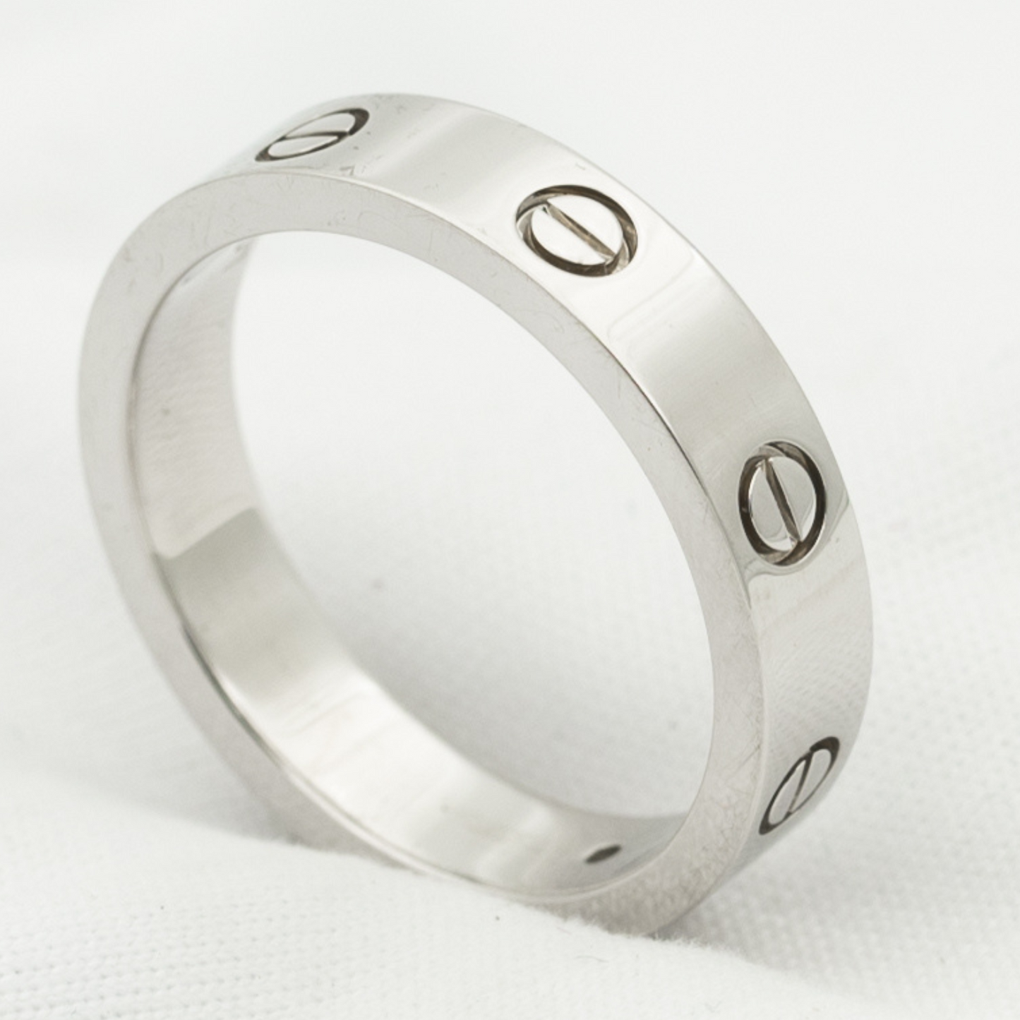 LOVE RING 4MM 1 DIAMOND SILVER