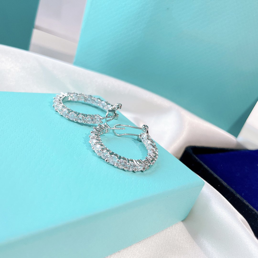 SILVER DIAMOND HOOP EARRINGS