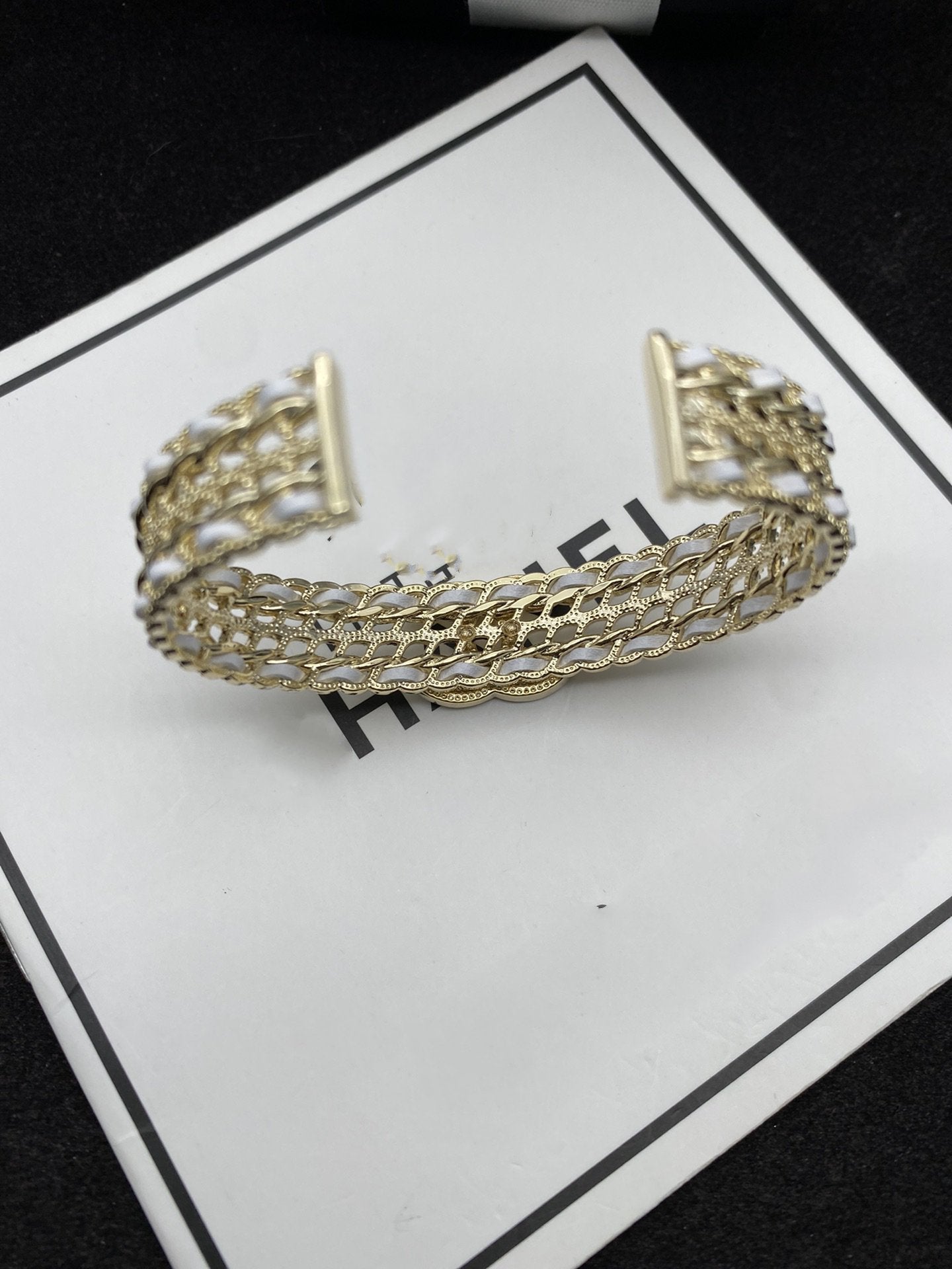 CC WHITE ROPE GOLD DIAMOND BRACELET