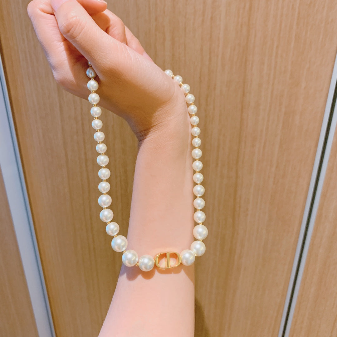 CD PEARL NECKLACE