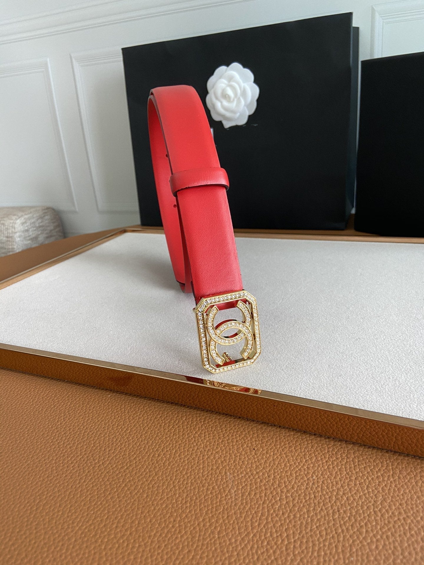 CC BELT 30MM BUCKLE GOLD DIAMOND LEATHER RED