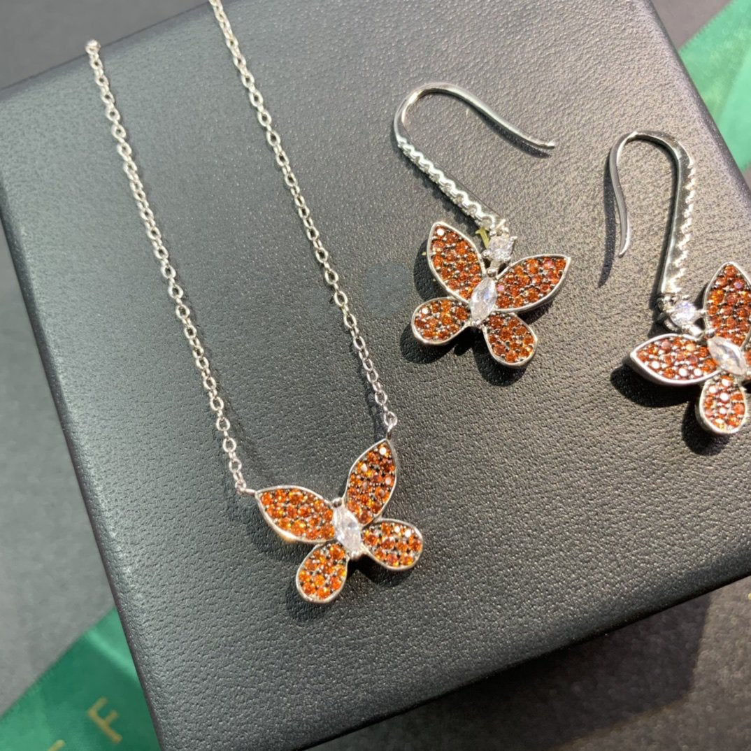 BUTTERFLY ORANGE DIAMOND PAVED NECKLACE