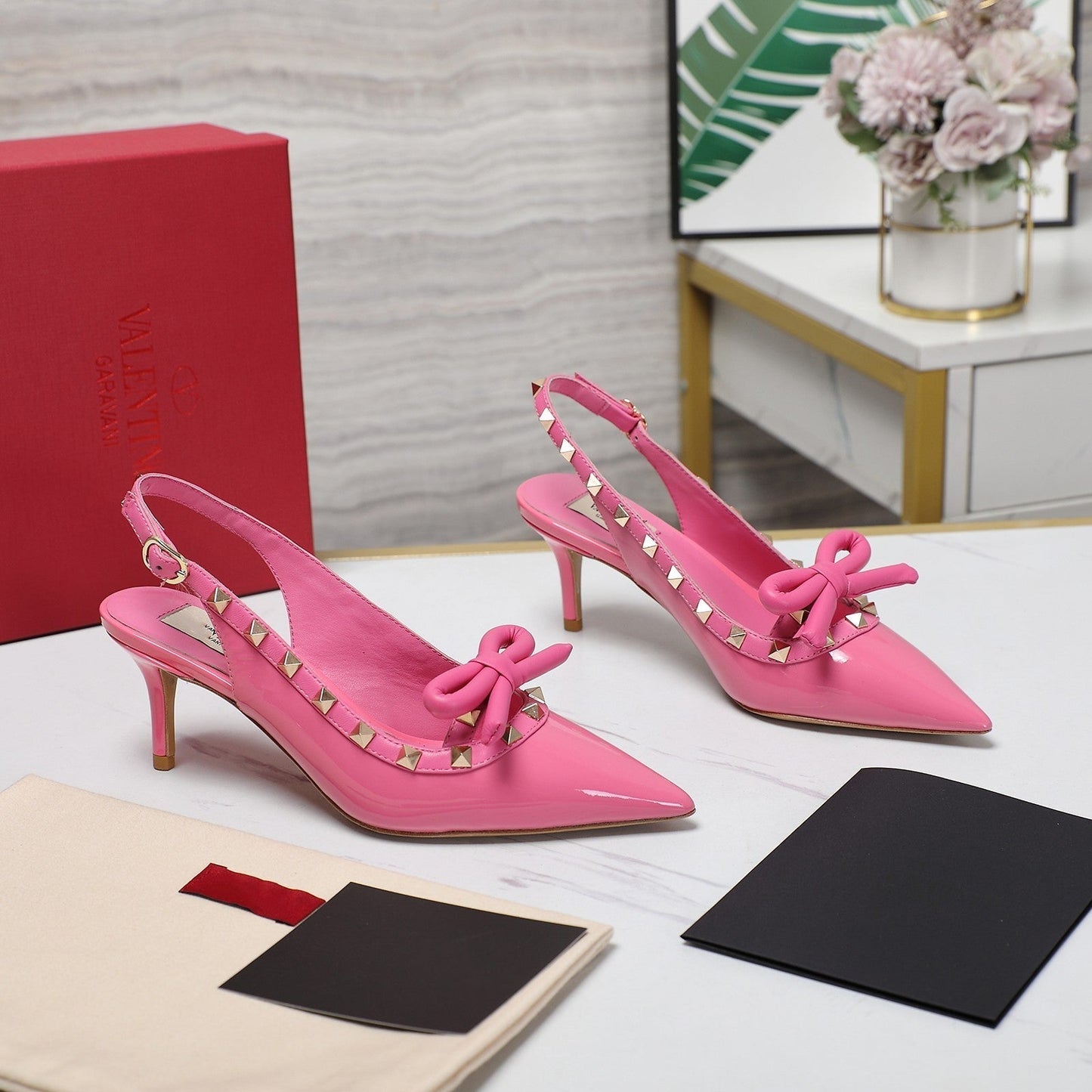 Rockstud Bow Slingback Pink Calfskin With Matching Studs