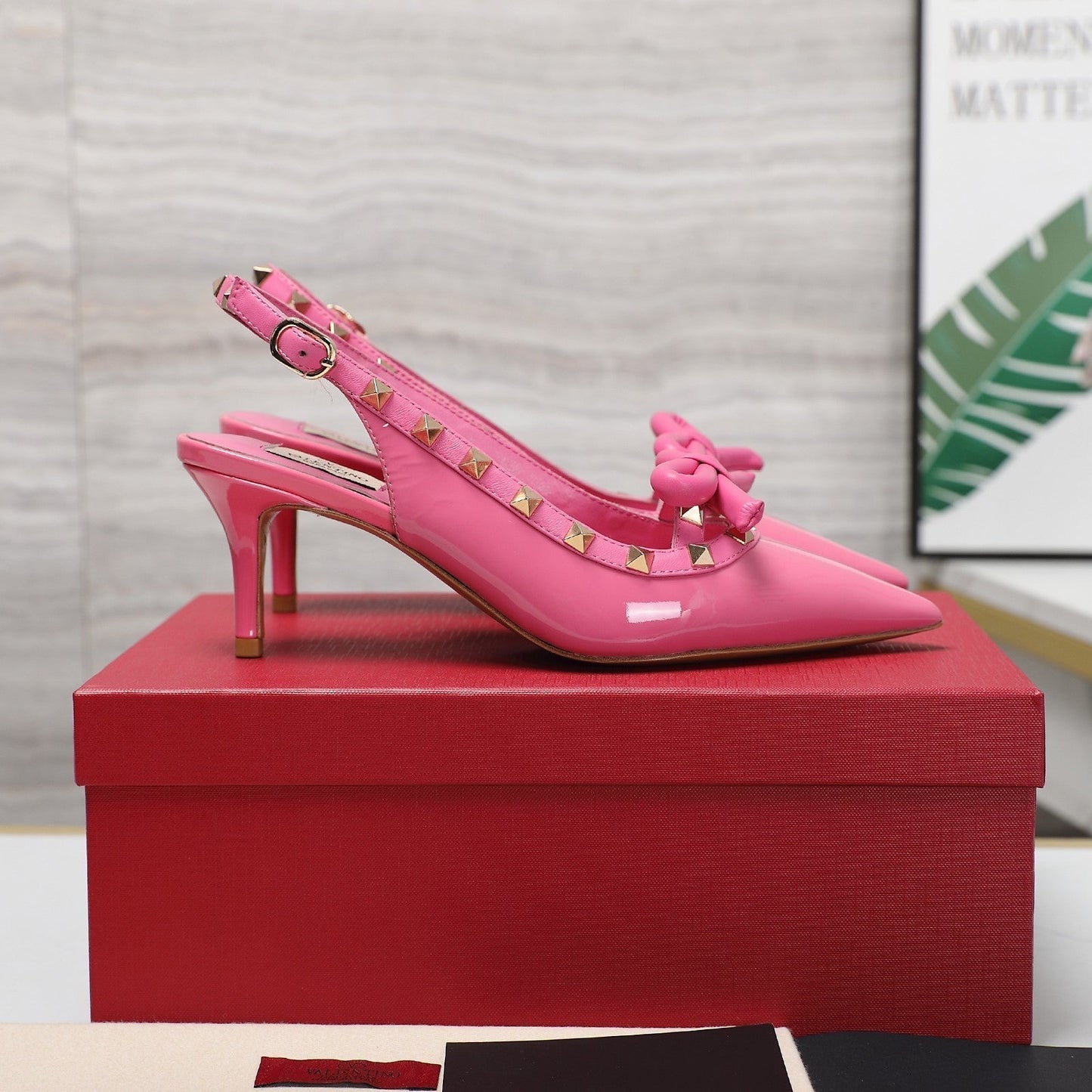 Rockstud Bow Slingback Pink Calfskin With Matching Studs