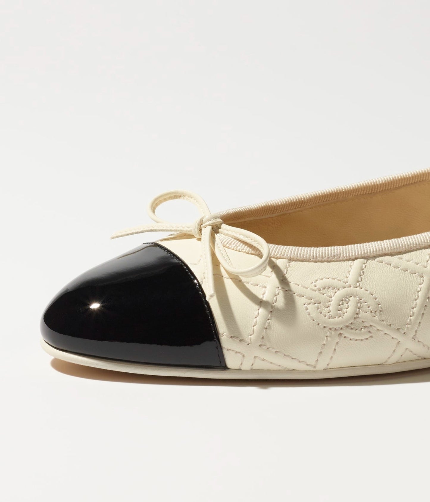 ballet flats ivory black lambskin