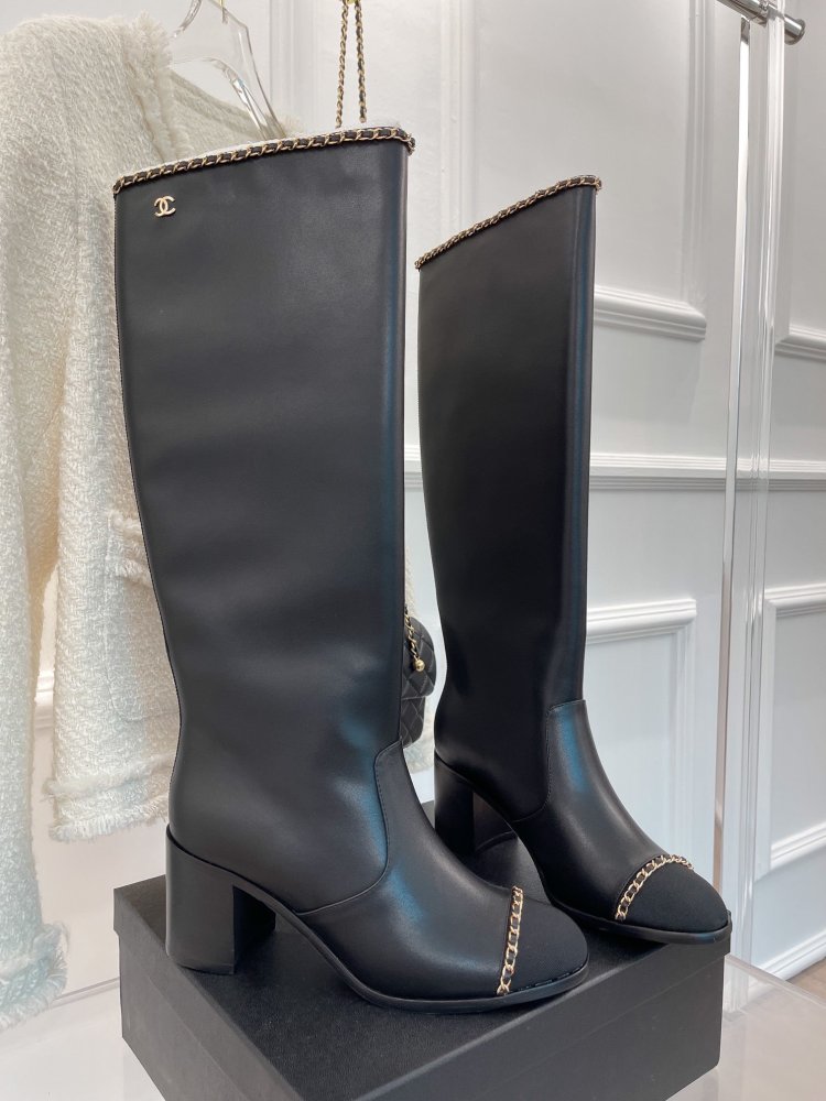 CC High Boots Black Calfskin Leather Chain