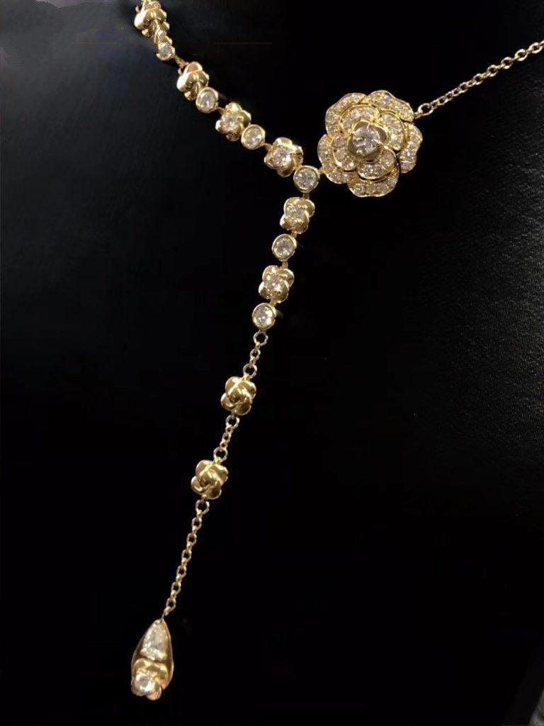 BOUTON DE CAMELIA NECKLACE GOLD DIAMOND