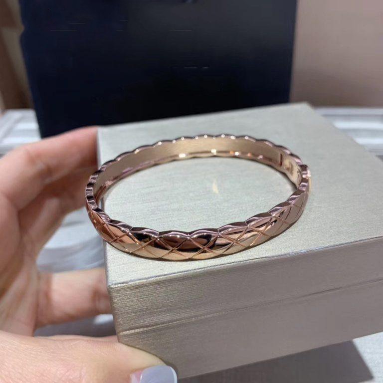 CRUSH BRACELET PINK GOLD QUILTED