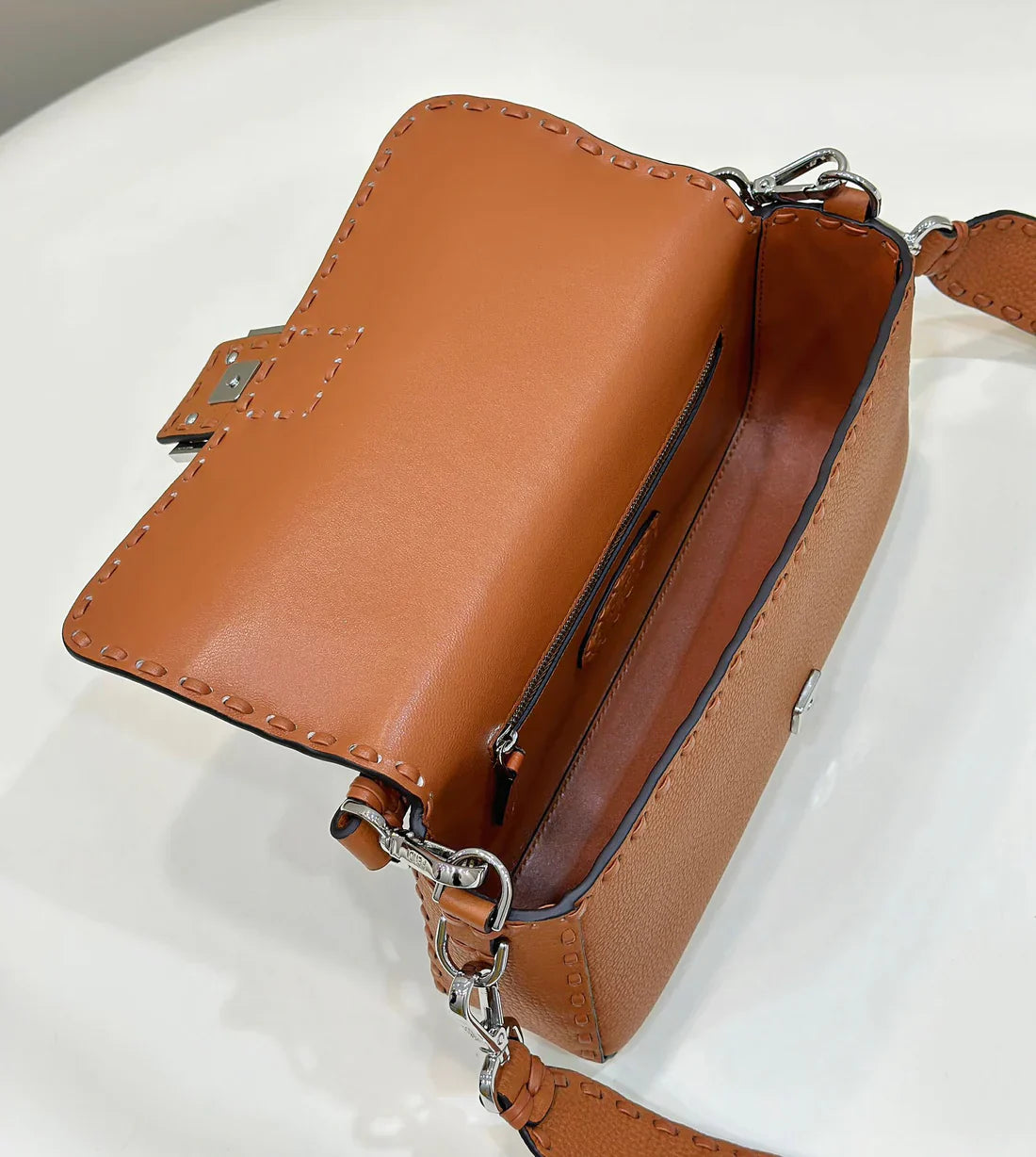 BAGUETTE 27CM BROWN CALFSKIN SILVER HARDWARE