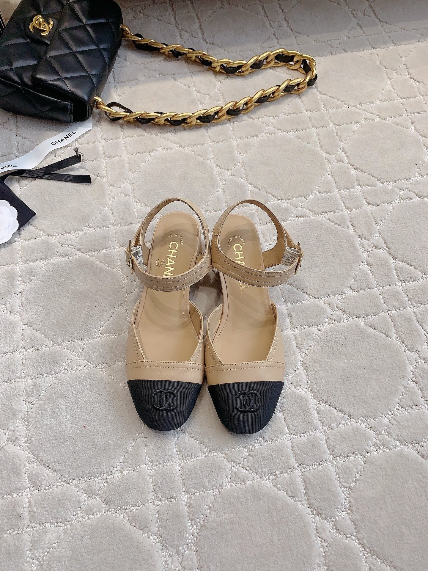 slingbacks beige calfskin black grosgrain