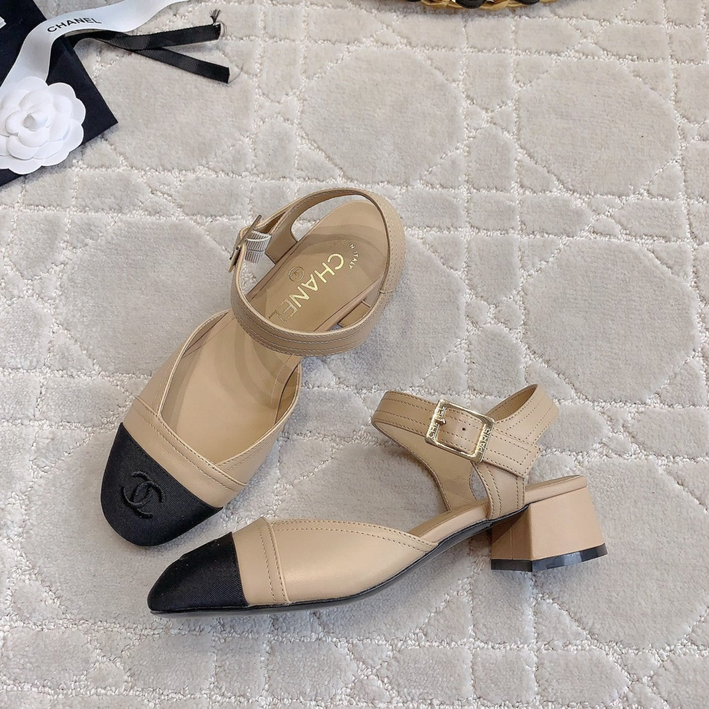 slingbacks beige calfskin black grosgrain