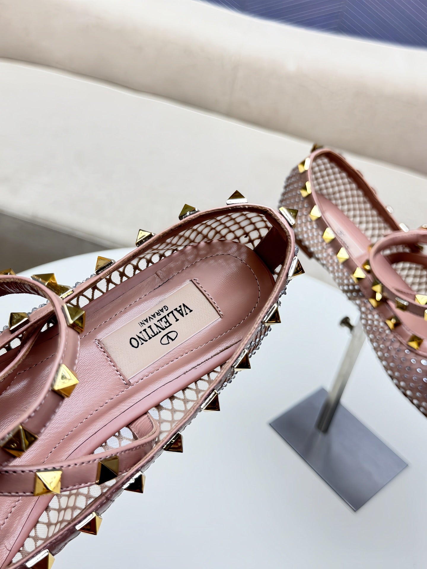 ROCKSTUD PEACH PINK MESH BALLERINA WITH CRYSTALS