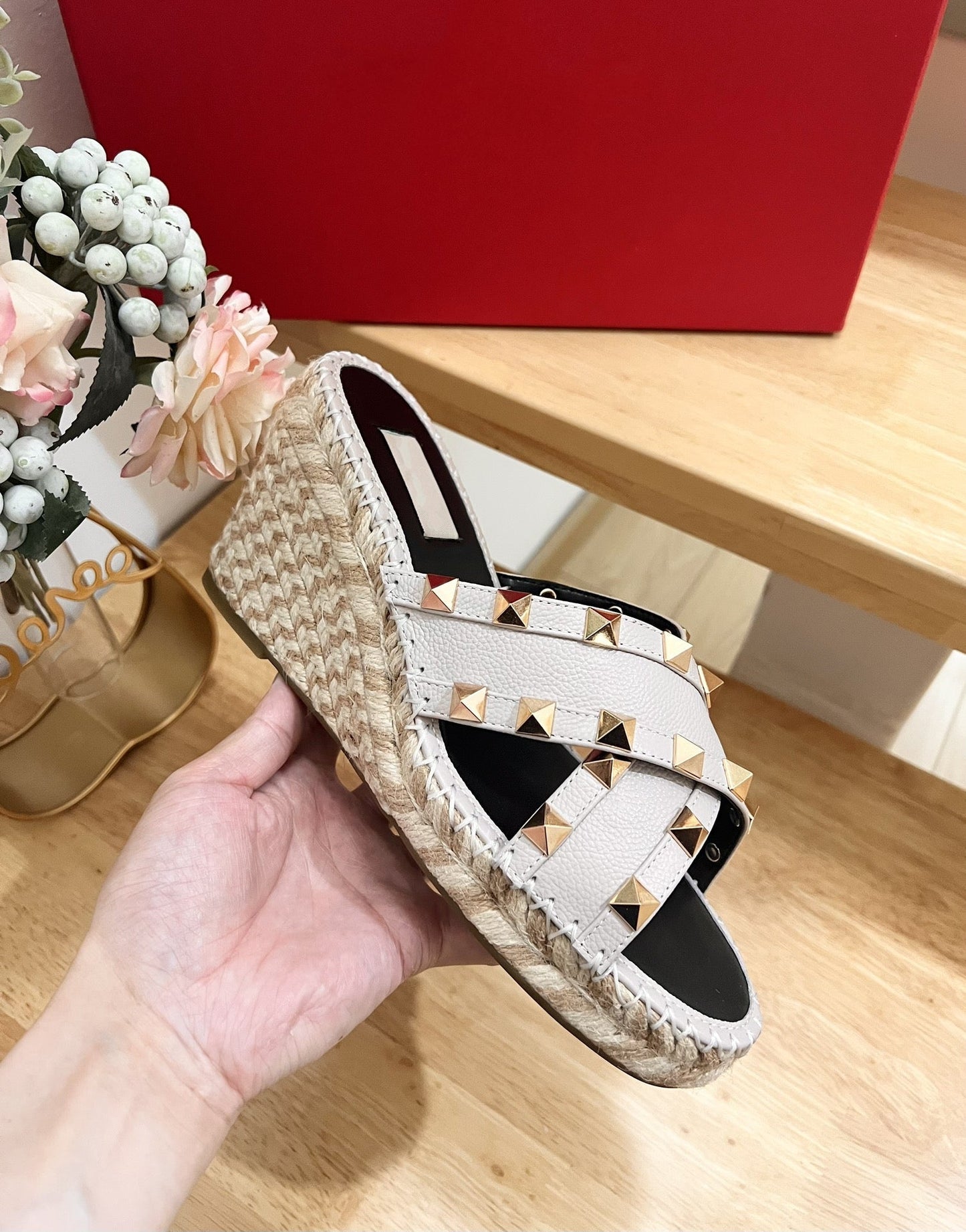 Rockstud Crisscross Espadrilles 80mm Sandal Wedges Ivory