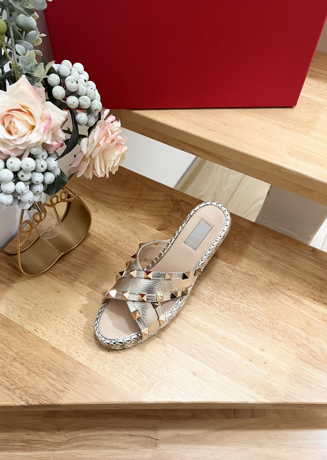 Rockstud Crisscross Espadrilles 80mm Sandal Wedges Gold