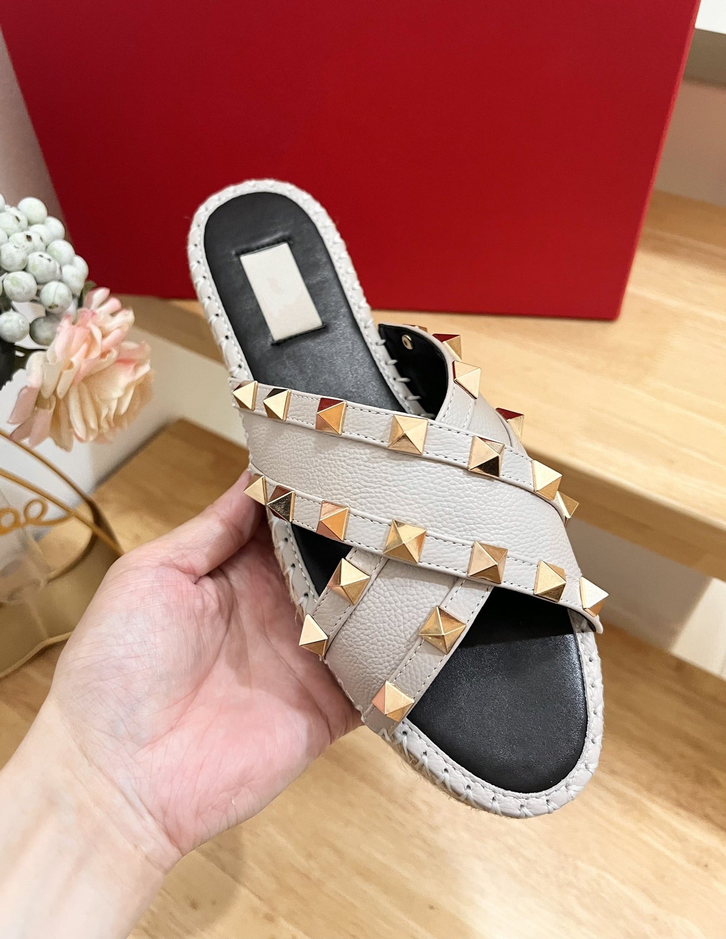 Rockstud Crisscross Espadrilles 20mm Sandal Wedges Ivory